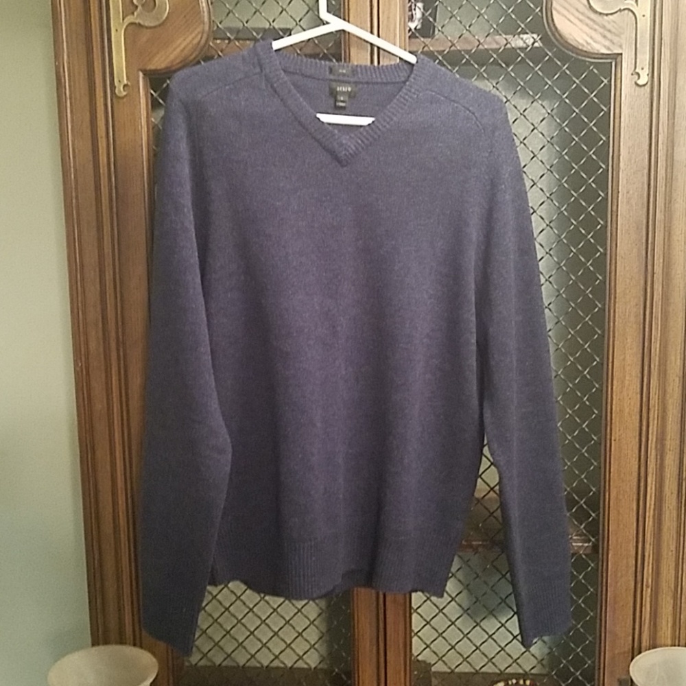 Men's J. CREW v-neck sweater slim fit